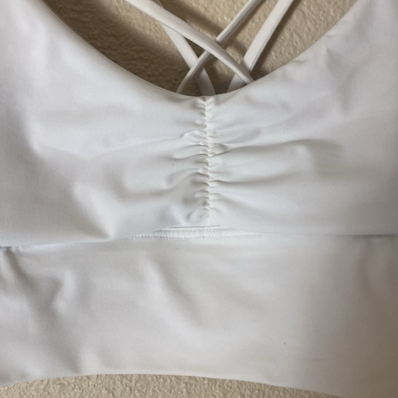 Lululemon Bra 4 - Picture 5 of 6